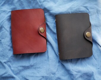 Leather Business Card Holder: Personalized Minimalist Wallet
