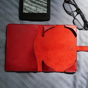 Custom Kindle case, E-reader leather case ANY MODEL, Kindle paperwhite case 12th gen, Leather kindle cover