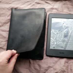 Custodia in pelle per Kindle 11° anno senza chiusura, custodia per Amazon Kindle Paperwhite (2021), custodia in pelle per Kindle, custodia per eBook 12° anno, regalo per lui