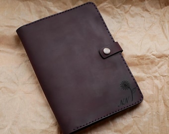 Personalized leather kindle paperwhite case 12th gen, Leather Kindle case 2024, Kindle case with hand strap, Kindle Colorsoft Leather Cover