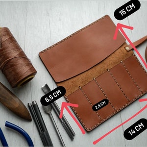 Étui à outils en cuir, organiseur pour outils, rangement d'outils en cuir, cadeau pour tricoteuse, étui à accessoires de tricot, organiseur de rouleau image 3