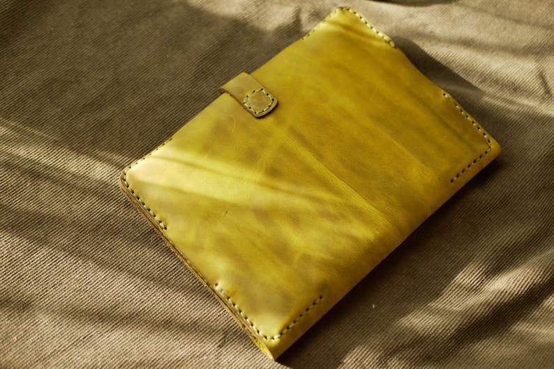 Kindle Scribe Leather Case, Kindle Scribe 2022 Cover, Kindle Scribe Tablet case, Ebook cover leather, tablet case handcrafted Yellow/lime