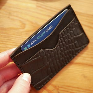 Schlanker Kartenhalter, Personalisierter Kartenhalter aus Leder, Kartenhalter für Frauen, Leder Kartenhalter, Visitenkartenhalter, Minimale Kartenhalter
