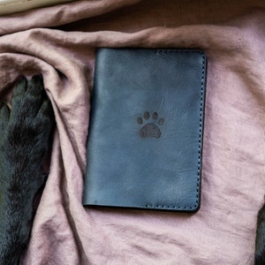 Personalized pet passport cover, Animal vaccination book cover, Dog passport cover, Puppy Vaccination Leather Passport, Pet Passport Holder