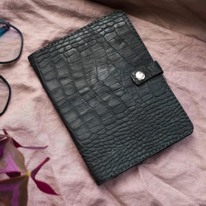 Kindle paperwhite case 11th gen, Leather Kindle cover with hand strap, paperwhite case 7th, gift for husband, e-book case