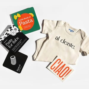 Boîte cadeau pâtes pour bébés, sexe neutre, cadeau baby shower, faire-part de grossesse, nouveau parent, cadeau unique italien pour gourmets, jouets sensoriels