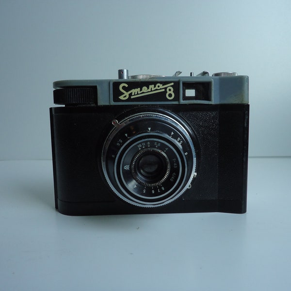 Smena 8 Triplet 43, 40 mm, in 3 elements, F4 of the LOMO factory 1960'sDEFECT 35mm film + leather case