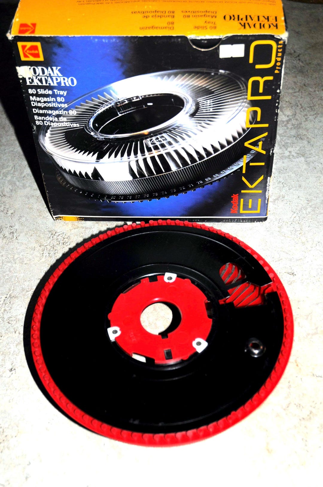 Kodak Ektapro Carousel 80 Slide Tray Color Red in Good Condition