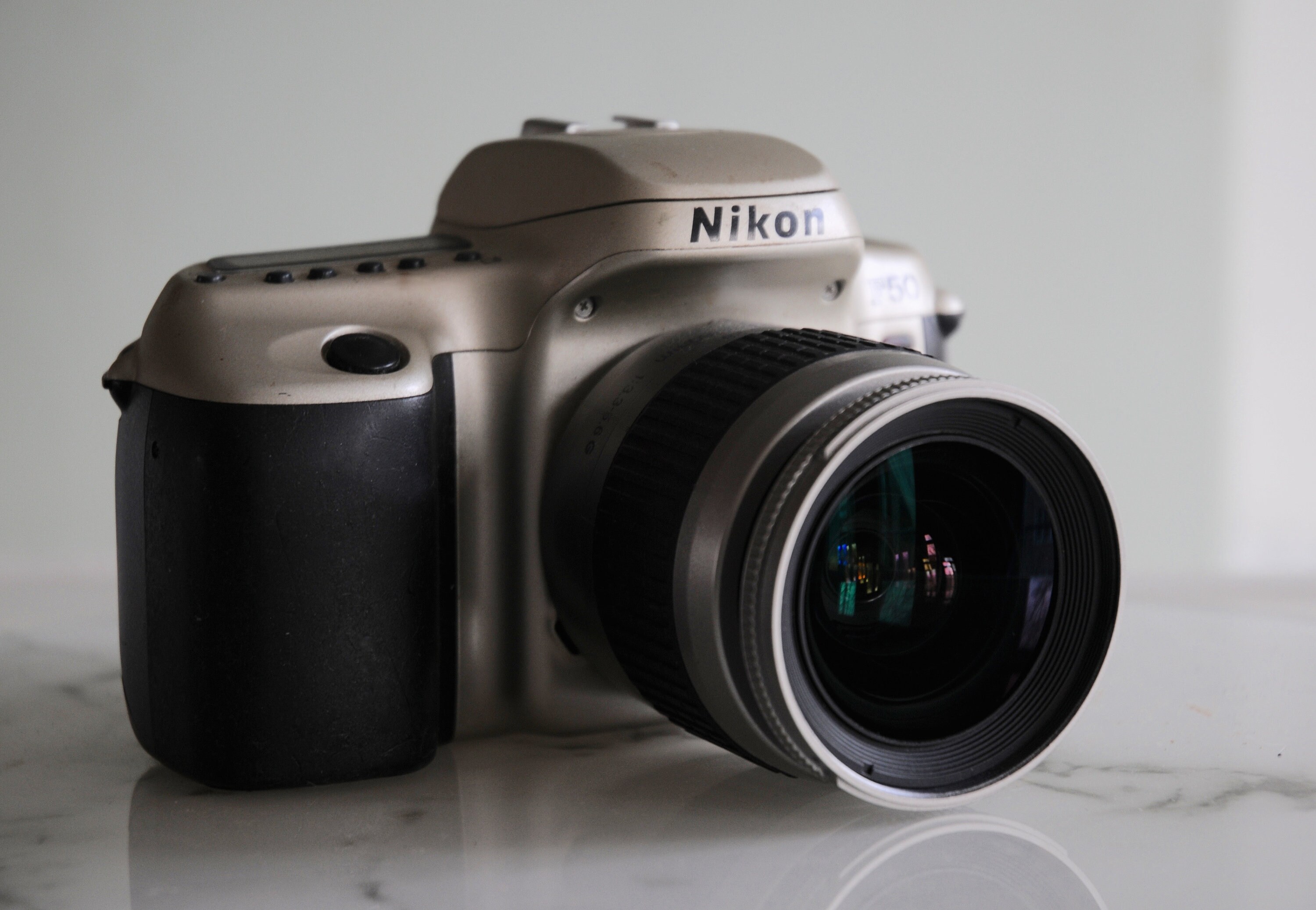 ニコン　カメラ　F50 ニコン F50 中古カメラ・レンズ販売サイト | メディアジョイカメラ