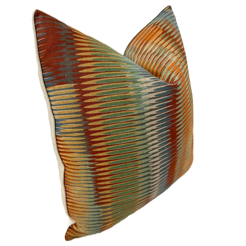 Thibaut - Alcantara en color naranja - Funda de cojín decorativa artesanal de alta gama imagen 5