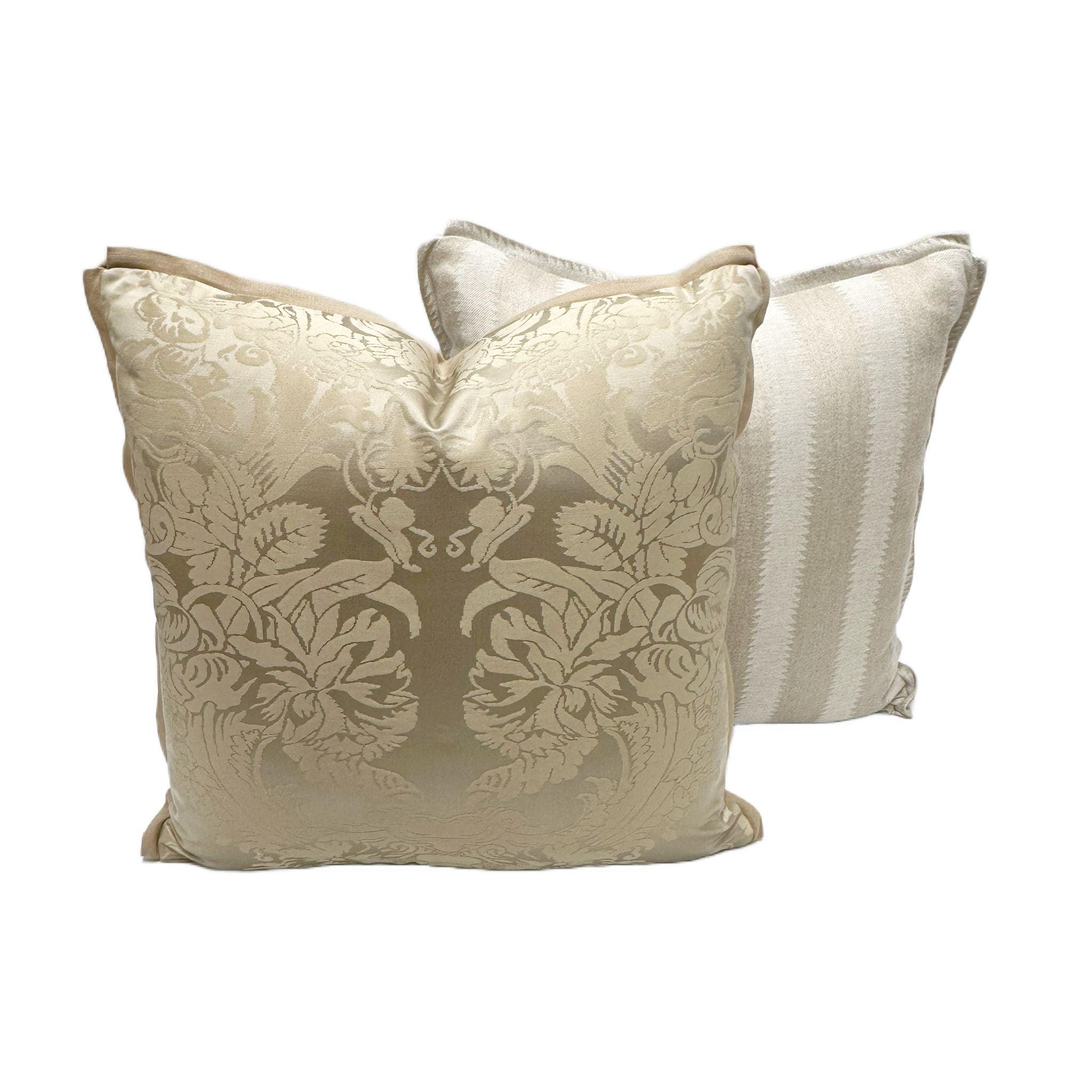 Homemissing Lot 2 Housses Coussin Damassé Blanc 60x60 - L'élégance Victorienne Pour Votre Canapé !