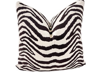 Lee Jofa, Hendricks, Decorative High End Pillow Covers, Designer Fabrics