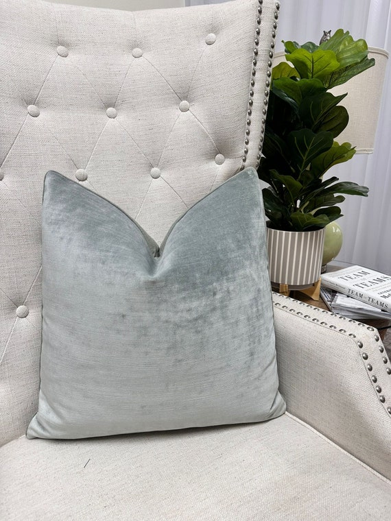 High end pillow covers top