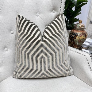 Schumacher - Vanderbilt Velvet, Pillow Cover// Made to Order //Designer Fabric Handcrafted Decorative Pillow, High-End Designer Throw Pillow