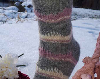 Socks in wave pattern , knitting pattern, German instructions, German instructions