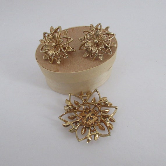 Vintage Jewelry, Sara Coventry, Broach and Earrin… - image 8