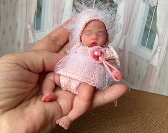 Mini silicone baby doll 5 inch Full body Akayla  , mini reborn silicone babies, realistic dolls, mini dolls, handmade, silicone reborn