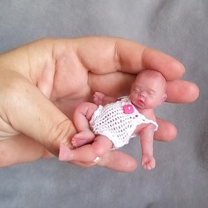 Mini Silicone Baby Doll Inch Full Body Binki (8cm), Painted