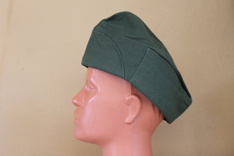Unused Soldier/'s hat with leather lining Green Canvas Hat from 1970s Military Army Soldier/'s Hat Vintage Hat
