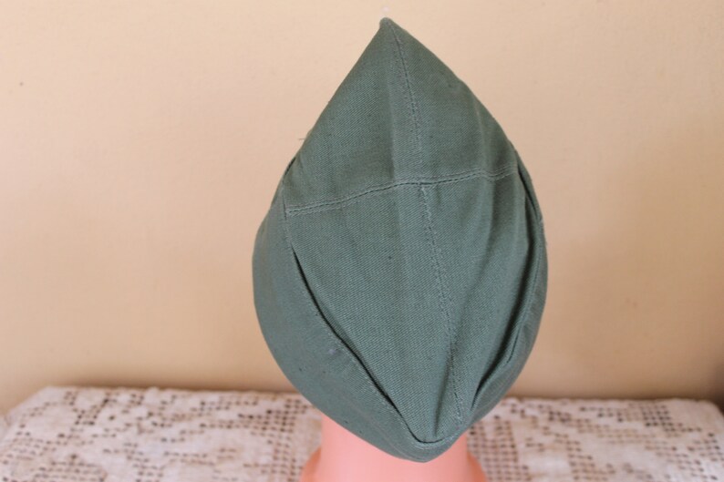 Unused Soldier/'s hat with leather lining Green Canvas Hat from 1970s Military Army Soldier/'s Hat Vintage Hat