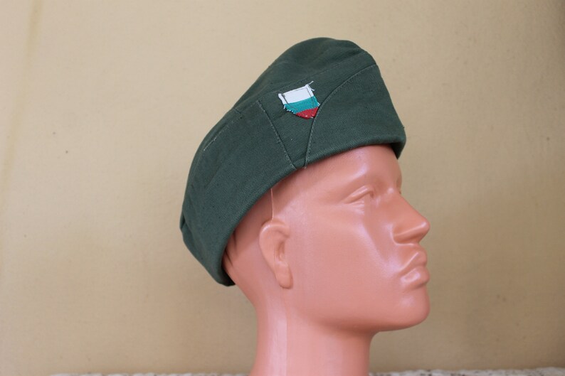 Unused Soldier/'s hat with leather lining Green Canvas Hat from 1970s Military Army Soldier/'s Hat Vintage Hat