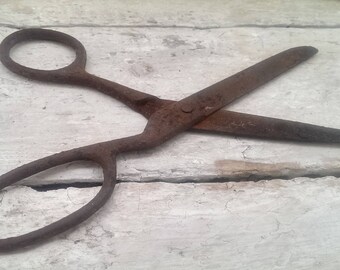 Antique Rusty Iron Scissors, Primitive Cast Scissors from 1950s, Sewing Vintage Scissors, Rustic Home Decor