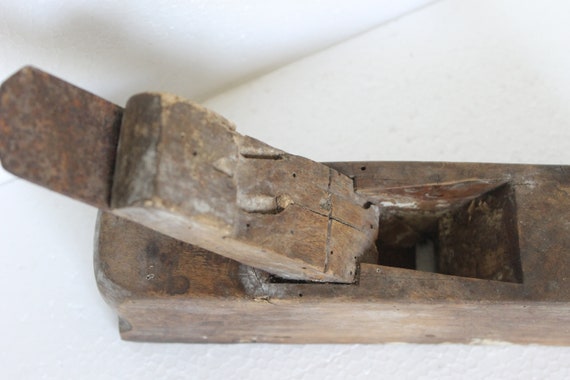 Old fashioned online wood planer