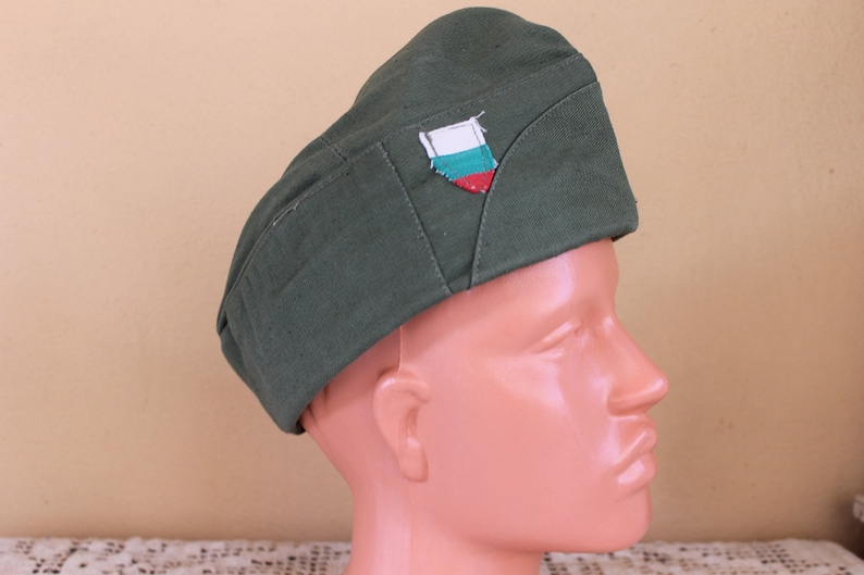 Unused Soldier/'s hat with leather lining Green Canvas Hat from 1970s Military Army Soldier/'s Hat Vintage Hat