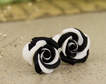 Black and white rose ear gauges - floral tunnel plugs