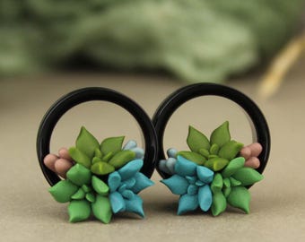 Green succulent ear tunnels and plugs - Cute jewelry for stretched earlobes