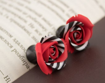 Red black white rose ear plugs Flower gauge earrings Cool gift for girlfriend Birthday present for daughter Elegant minimalist 00g 0g 2g 6g