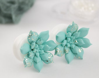 Mint green succulent ear plugs with golden sparkles Gauge earrings for bride Wedding ear tunnels 8g - 00g 12mm - 20mm Cute plug earrings