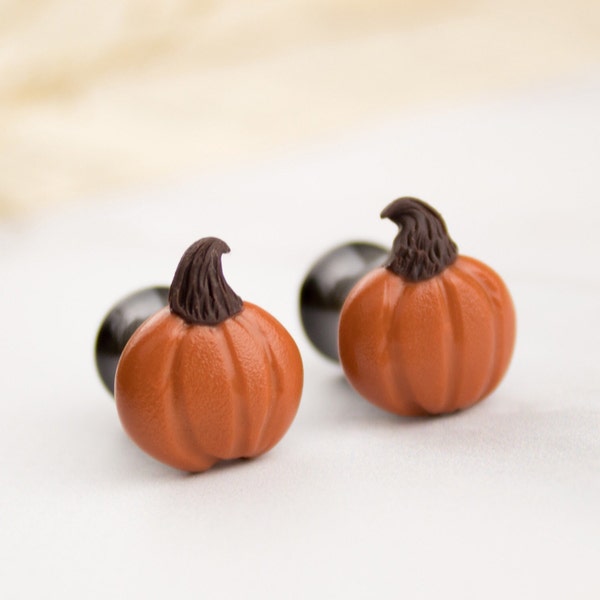 Pumpkin ear plugs and tunnels Thanksgiving gift for sister best friend Fall gauge earrings Autumn ear taper Harvest jewelry Orange Green