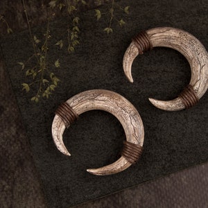 Horn gauge earrings Viking style jewelry for stretched ears Spiral plug Ancient Unisex Boyfriend gift 4g 2g 0g 00g 12mm 14mm image 6