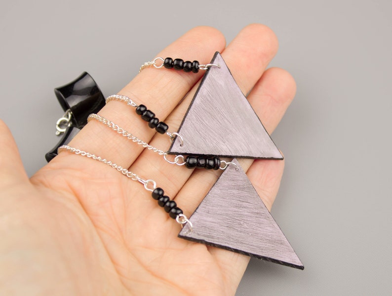 Cute dangle plugs and tunnels Geometric ear hangers Pastel dusty pink triangle ear weights 0g 00g 2g Chain Birthday gift for girlfriend