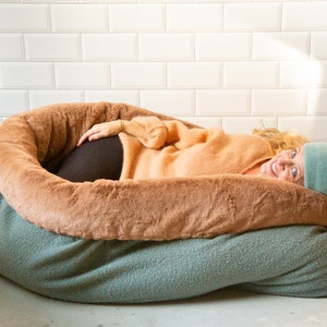 PRE-ORDER Teddy FLOOF for people Escape den Cuddle cave Dog bed for humans Floor pillow Lounge People pocket image 7