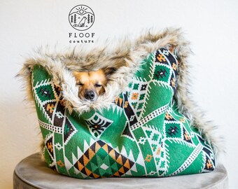 Green kilim - velvet / faux fur snuggle sack | cuddle cave | travel bed | anti-anxiety dog bed | anxiety relief | nest bed