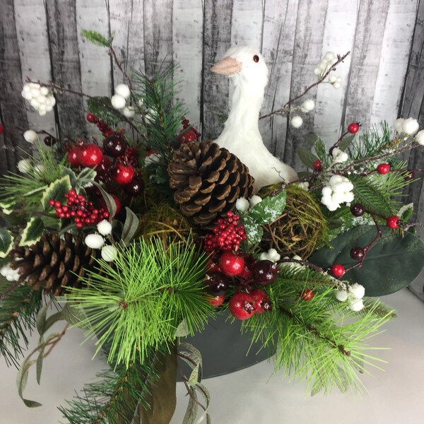 Christmas Goose Centerpiece, Christmas Centerpiece, Christmas Goose, Christmas Floral Arrangement , Centerpiece, Winter Centerpiece