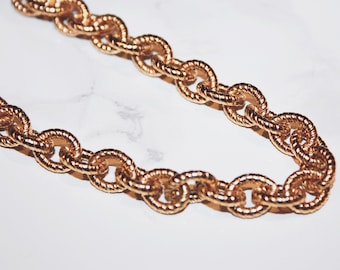 Textured Oval Link Bracelet