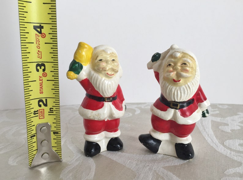 Vintage Santa Salt /& Pepper Shakers Ceramic Holiday Christmas Kitchen Decor Santa Claus 1940/'s 1950/'s Mid Century Figurines w Cork Stoppers