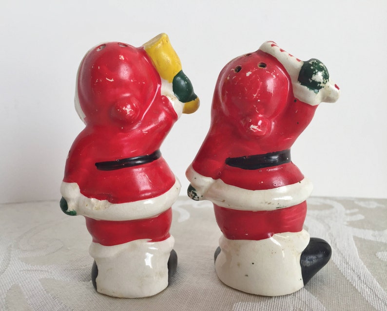 Vintage Santa Salt /& Pepper Shakers Ceramic Holiday Christmas Kitchen Decor Santa Claus 1940/'s 1950/'s Mid Century Figurines w Cork Stoppers