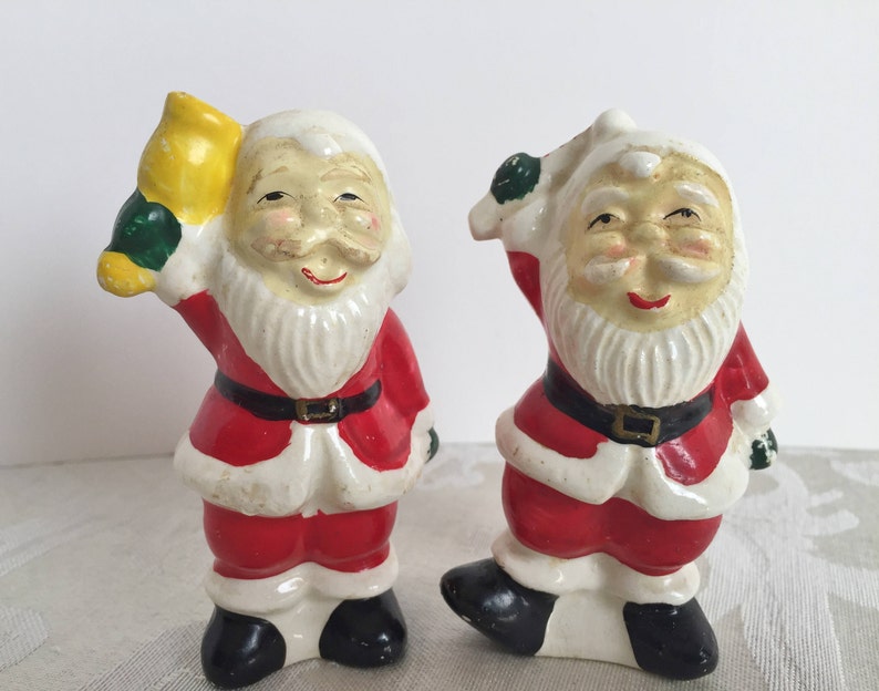 Vintage Santa Salt /& Pepper Shakers Ceramic Holiday Christmas Kitchen Decor Santa Claus 1940/'s 1950/'s Mid Century Figurines w Cork Stoppers