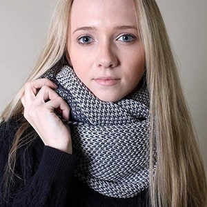 Women's RIB KNIT infinity Scarf, 100% Organic Cotton, Super Soft, Warm, Thick, Cozy, All-Season, Breathable, Eco-Friendly 8 COLORS Navy/Grey Mix