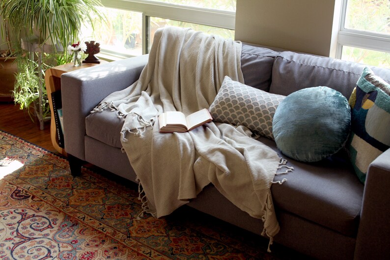 Viviano Throw Blanket - Thumbnail 4