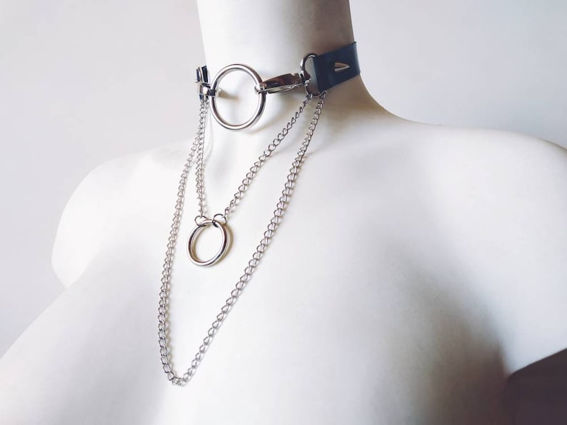 Synthetic Leather Ring O-AbiismStore CHAINo-choker with chain ring O and Rivet Tacks with Chains Stud Snaps Silver Aesthetic