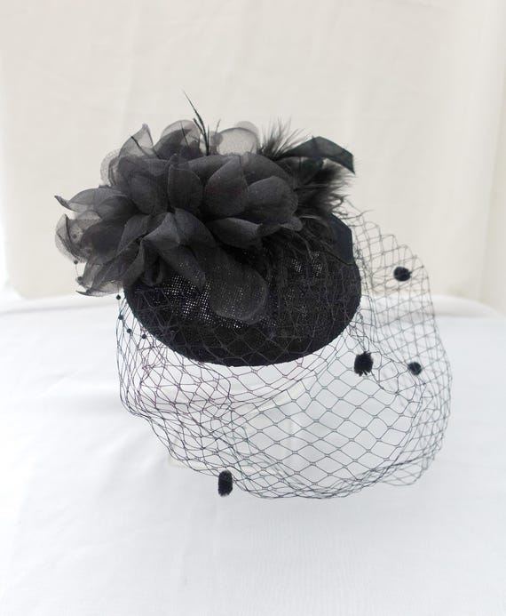 Black Fascinator Hat With Flower Feather & Birdcage Veil  display picture 3