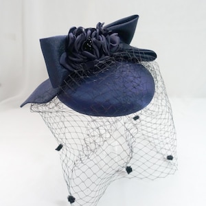 Veil Navy Fascinator - Etsy display picture 3