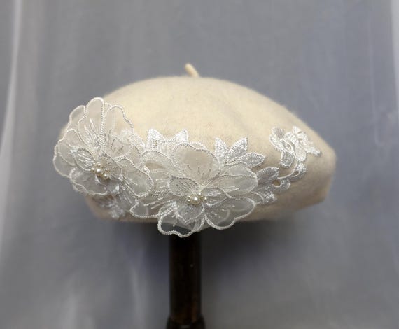 Beret Real Fur / Pearl details Pearl Fur Beret by Alice and the Pirates main image 4