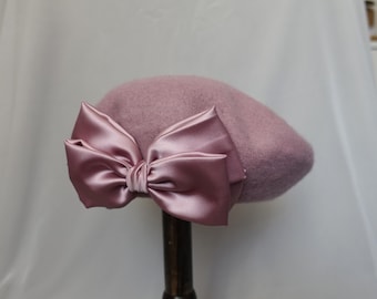 Dusty Pink Wool French Beret with Sweet Pink Bow - Stylish Vintage Chic