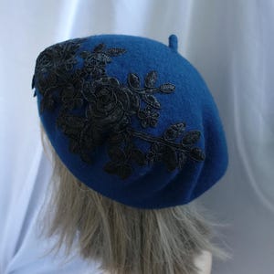 Not Conventional Beret with Zip and Lace Details